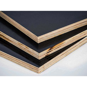 Contrachapado Combi Core de Grado Profesional con Superficie Lisa, Alta Resistencia y Rendimiento Duradero - Product Image 1