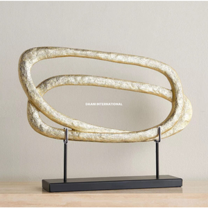 Escultura abstracta de lujo hecha a mano con oro entrelazado, figura artesanal de metal, pieza decorativa para la decoración del hogar. - Product Image 1