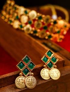 High Quality Matte Finish <b>Gold</b> Plated Copper Alloy Coin Choker <b>Set</b> Synthetic Stone Temple Indian Ethnic Women's Jewelry <b>Sets</b> - Product Image 3