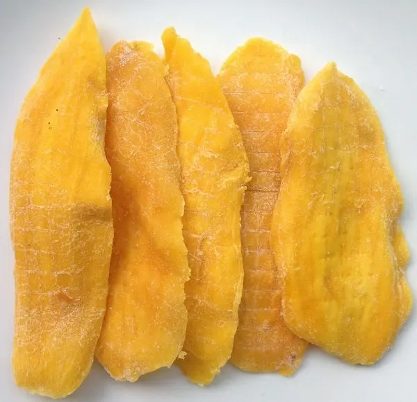 [Muestra gratis] Mango seco suave naturalmente dulce de la granja Fruta tropical Snack Rebanadas de Mango Seco suave Servicio de etiqueta privada