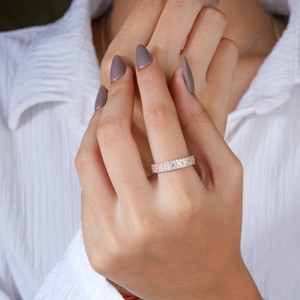 Elegante anillo de doble hilera de diamantes en oro rosa para mujer, regalo de lujo para boda, compromiso o aniversario, joyería fina. - Product Image 3