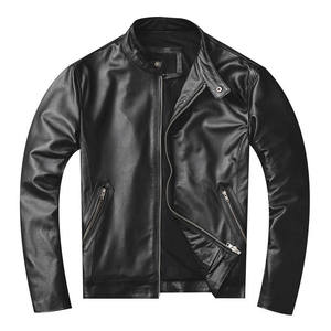 Veste en cuir à capuche pour homme de style moderne avec logo sur le devant, douce et légère, idéale pour l'hiver et la mode quotidienne et urbaine - Product Image 6