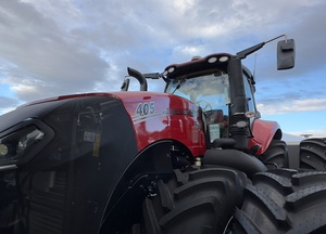 Vente en gros d'usine : Tracteur agricole 4x4 Case IH d'origine avec composants de transmission et de moteur, à vendre - Product Image 4