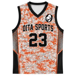 Ensemble maillot et short de basketball gris-orange par sublimation – Tenues d'équipe personnalisées pour hommes et femmes – Vêtements de sport respirants - Product Image 3