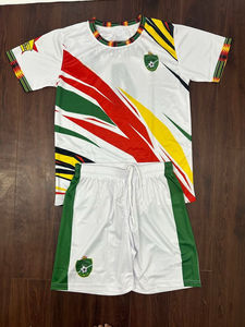 Uniforme de Fútbol Sublimado Personalizado de Último Diseño, Transpirable, Liso, Nueva Llegada 2025, Servicios OEM, Uniformes de Fútbol Ajustados - Product Image 6