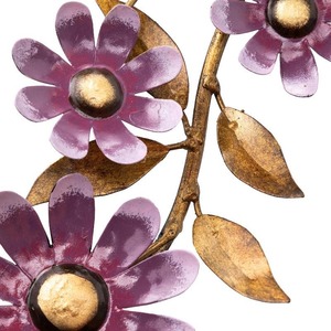 Couronne florale murale violette métallique avec des feuilles vertes à accents dorés et des centres de table pour des décorations élégantes à la maison - Product Image 4