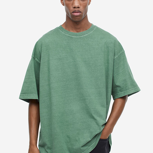 Camiseta con Capucha de Manga Larga para Hombre DYNAMO GEARS - Tejido de Poliéster Ecológico con Estampado en Relieve y Diseño de Bolsillo, Corte Regular - Product Image 1