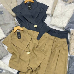 Ensemble deux pièces d'été pour femmes, vêtements confortables, mode naturelle, lavables, emballage personnalisé, fabriqué au Vietnam. - Product Image 3