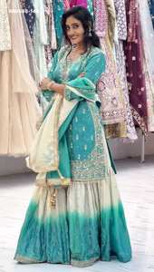 ชุดอินเดียคุณภาพดีสำหรับงานปาร์ตี้ GMY SILK พร้อมงานปักเลื่อมหนักทั้งเสื้อและกางเกง พร้อมผ้าคลุมไหล่ ชุดเซ็ตจากซัพพลายเออร์อินเดีย - Product Image 3