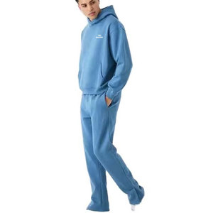Chándal de corte holgado de alta calidad, diseño relajado, diseñado para brindar comodidad y durabilidad. - Product Image 1