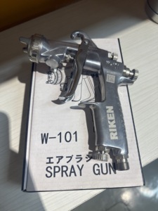 Pistolet à peinture industriel RIKEN W-71 en acier pour revêtement métallique automobile - Product Image 6