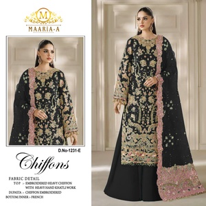 Costume pakistanais de créateur en mousseline de soie avec broderie, travail de sequins et travail Khatli pour la saison des fêtes, exportation en Inde à prix de gros - Product Image 5