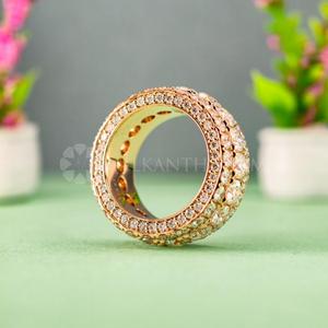 Anillo de eternidad con diamantes redondos cultivados en laboratorio, diseño moderno, en oro rosa, para mujer, de proveedor indio. - Product Image 6