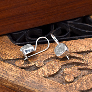 Boucles d'oreilles pendantes en argent sterling 925 avec quartz naturel transparent, faites à la main, fournisseur de bijoux en argent et pierres précieuses - Product Image 4
