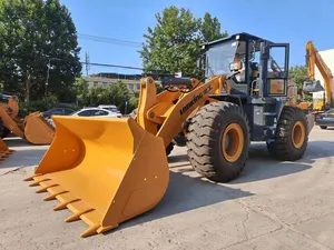 Chargeuse sur chenilles Lonking LG955H de 5 tonnes avec moteur Weichai et PLC pour les opérations de stockage de céréales et de carrières moyennes - Product Image 2
