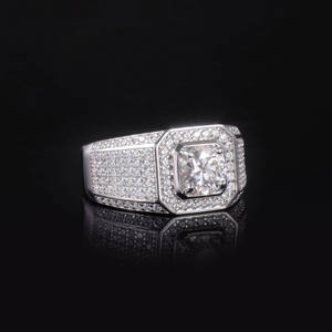 Bague de cocktail unisexe en or massif 18 carats avec pierre naturelle sertie à griffes, style de luxe géométrique, plaqué rhodium, certifiée IGI - Product Image 3