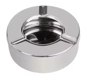 Cendrier en métal fonctionnel, porte-cendres pratique, résistant au vent, pour l'extérieur et l'intérieur, accessoire pour fumeurs à domicile - Product Image 1