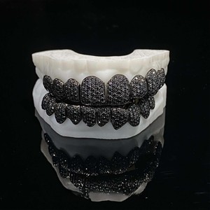 Grillz personnalisés en argent 925 avec moissanite VVS taille brillant rond, bijoux dentaires Hip Hop unisexe - Product Image 3
