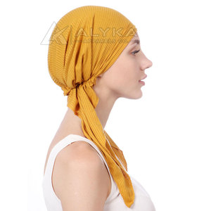 Bandana de luxe imprimé sur mesure avec des couleurs résistantes à la décoloration, tissu 100% soie pour une utilisation en extérieur et en aventure - Product Image 4