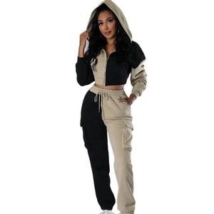 Whole <b>Set</b> Custom Blank Cropped Hoodies and Sweatpants <b>Set</b> for Women 2 Pieces Tracksuit With Reflect Piping - Product Image 4