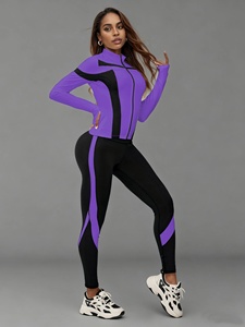 Ensemble de vêtements de sport pour femmes Atlaset, trois pièces, leggings taille haute, soutien-gorge de sport, veste, emballage personnalisé, OEM, ODM, vente en gros - Product Image 3