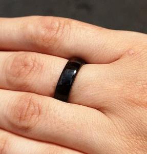 Bague en bois poli faite à la main de style rustique, anneau de doigt en bois naturel, style bohème, léger, unisexe, décoration murale, décoration intérieure, mariage - Product Image 3