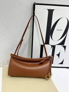 Sac à bandoulière en cuir PU avec logo personnalisé, sac lune, sac hobo à fermeture éclair pour les trajets quotidiens et les voyages - Product Image 4