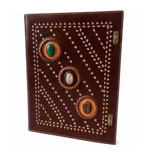 Diario Grande de Cuero Marrón, Cubierta con Grabado Triple de Piedras Antiguas, Cuaderno Grimoire Vintage Hecho a Mano, Diario de Piedras Preciosas de 10x13 Pulgadas - Product Image 2