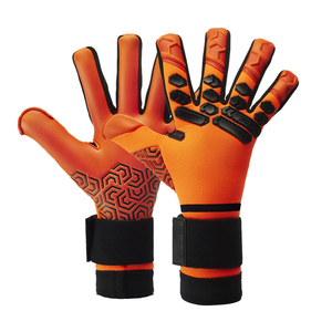 ถุงมือผู้รักษาประตูฟุตบอล GRIP WELL SPORTS รับผลิตแบรนด์ส่วนตัว พร้อมสกรีนโลโก้ วัสดุ PU ปิดด้วยแถบตีนตุ๊กแก ป้องกันนิ้วและนิ้วโป้ง - Product Image 6