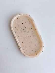 ถาดเสิร์ฟเรซินทนทานพร้อมพื้นผิวกันรอยขีดข่วนสำหรับร้านอาหารและร้านกาแฟ - Product Image 4