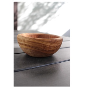 Tazón de Madera de Alta Calidad para Servir, Tazón Rústico de Madera para Ensaladas, para Mesa de Comedor, para Servir Frutas, Pan y Bocadillos, Disponible a Precio de Exportación - Product Image 1