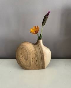 Vase à fleurs en bois massif écologique pour centre de table, avec texture lisse et design décoratif fait main - Product Image 1