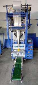 เครื่องบรรจุซองแบบอัตโนมัติเต็มรูปแบบ ขับเคลื่อนด้วยไฟฟ้า สำหรับเครื่องดื่มและอาหาร น้ำหนัก 101 กก. ความเร็วสูง ผลิตภาพสูง MS - Product Image 3