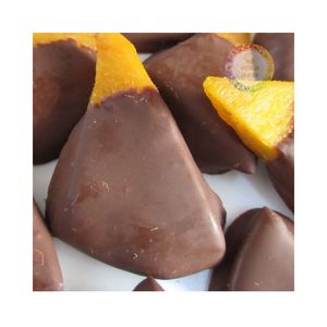 Mango suave deshidratado en rodajas bañado en chocolate, mitad de rodaja de mango bañado en chocolate, OEM/ODM en paquete ZIP OZ para venta al por menor en supermercados - Product Image 3