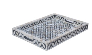 Ensemble de plateaux de luxe arabes faits à la main et personnalisables avec incrustation de nacre et coquille de capiz rouge, vaisselle multifonctionnelle décorative - Product Image 2