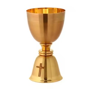 Cáliz Religioso de Metal para el Altar, Recipiente de Adoración para la Sagrada Comunión y las Celebraciones Eucarísticas - Product Image 1