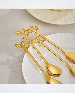 Couverts de style galerie néo-futuriste, conçus pour des visuels culinaires saisissants, des tables d'art moderne et une grande impactivité. - Product Image 3