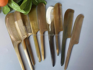 Peine de cuerno de búfalo de Material orgánico personalizado para el cuidado del cabello, peine de cuerno natural de origen ético para barbas, tipo láser FWE - Product Image 2