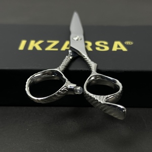 Ciseaux de coiffure ergonomiques pour droitiers 420J2, ciseaux professionnels de salon, acier inoxydable tranchant pour une coupe de précision - Product Image 3