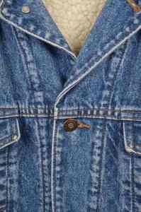 Veste en jean surdimensionnée vintage pour homme, doublée en sherpa, chaude pour l'hiver, style classique, type camionneur, vente en gros personnalisée - Product Image 3