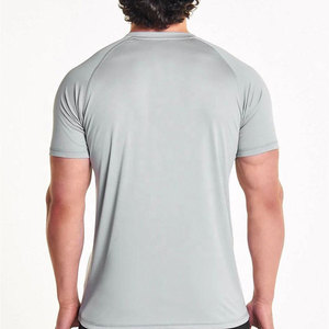 Camiseta de gimnasio cómoda y duradera para hombre, 100% algodón, corte holgado, estampada, de color sólido, hecha en Pakistán. - Product Image 4