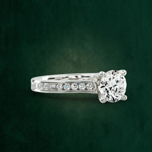 Bague en or massif 18 carats avec diamant brillant rond et pavé Nova à queue fourchue, personnalisable OEM B2B - Product Image 4