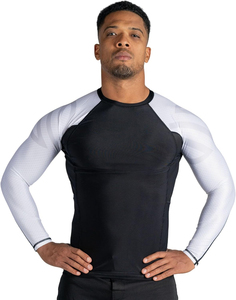 Fournisseur d'ensembles de rashguards MMA les plus vendus, ensemble d'entraînement athlétique respirant, OEM ODM en gros - Product Image 5