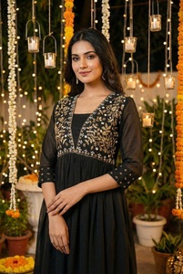 Vestido Anarkali Largo Bordado en Color Negro para Mujer, Corte Holgado, Elegante, Estilo Indio-Pakistaní, para Todas las Temporadas - Product Image 2