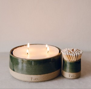 Elegante Recipiente de Cerámica para Velas con Borde Festoneado y Diseño de Rayas, para una Sola Vela, de Larga Duración, Acabado Brillante, Decoración de Hogar de Lujo Premium - Product Image 6