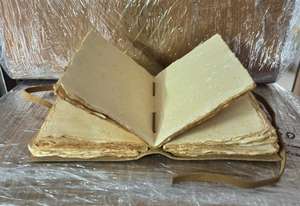 Cuaderno de tapa blanda hecho a mano con diseño redondo del Árbol de la Vida en relieve sobre cuero genuino, cuaderno de diseños antiguos y cuaderno de bocetos. - Product Image 4