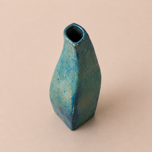 Vase de table en grès artisanal, moderne, minimaliste, émaillé bleu-vert, écologique et durable - Product Image 5