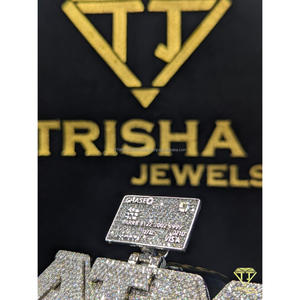 Colgante ATM Benji Hip Hop con Diamantes Moissanite VVS, Totalmente Cubierto de Diamantes, Plata de Ley 925 Chapada en Oro, Joyería de Lujo de Trisha Jewels - Product Image 2