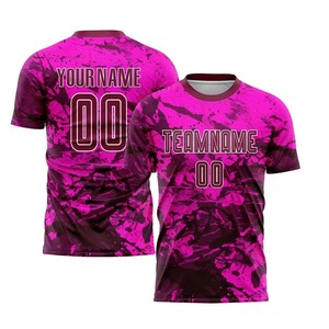 Ensemble de maillots de football personnalisés rose et violet imprimé camouflage, col rond, manches courtes, sublimation, coupe athlétique, évacuation de l'humidité, pour adultes unisexe - Product Image 6