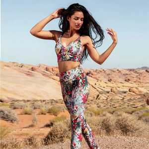 Ensemble de yoga imprimé floral pour femme, 2 pièces, leggings taille haute, débardeur court dos nageur à col en V profond, extensible dans les quatre sens, en Spandex et Polyester - Product Image 6